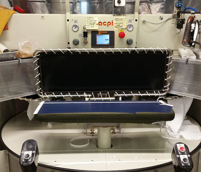 Termosaldatura taglio laser adesivatura 1